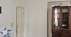 იყიდება 2 ოთახნახევრიანი ბინა გორში, სტალინის გამზირზე