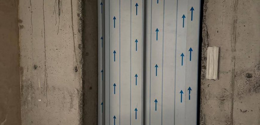 იყიდება 4 ოთახიანი ბინა გორში, ჭალის დასახლებაში