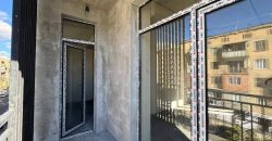 იყიდება 4 ოთახიანი ბინა გორში, ჭალის დასახლებაში