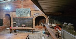 იყიდება 2 ოთახნახევრიანი ბინა გორში, სტალინის გამზირზე