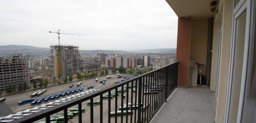 იყიდება 2 ოთახიანი ბინა თბილისში, დიდ დიღომში