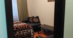 იყიდება 2 ოთახიანი ბინა ქარელში