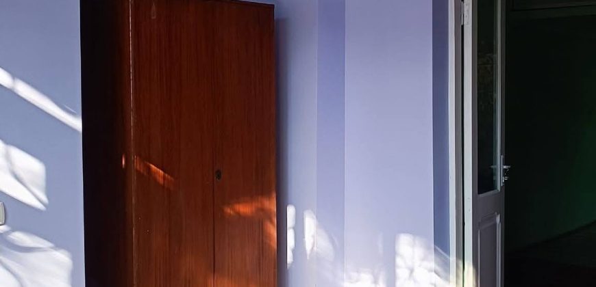 იყიდება 3 ოთახიანი ბინა გორში, კომბინატის დასახლებაში