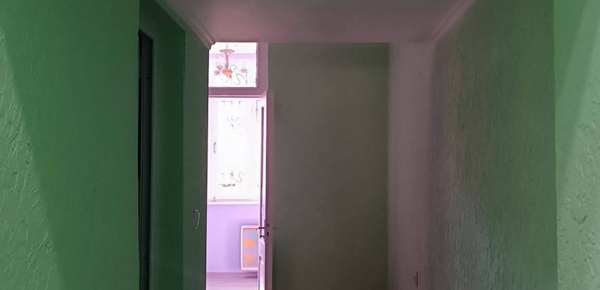 იყიდება 3 ოთახიანი ბინა გორში, კომბინატის დასახლებაში