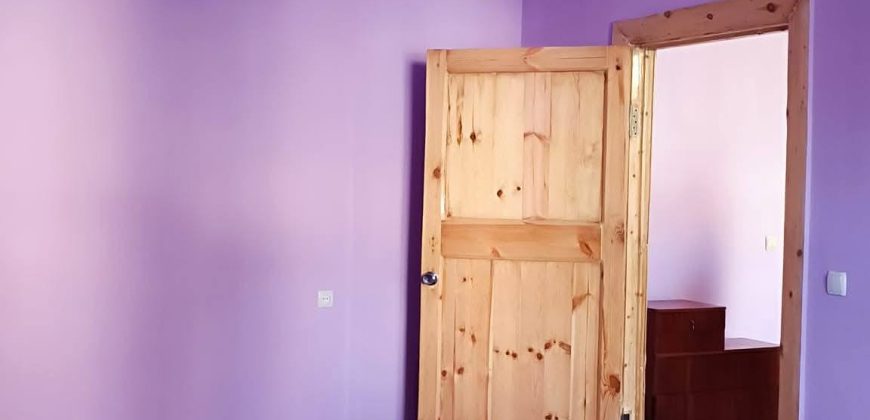 იყიდება 3 ოთახიანი ბინა გორში, კომბინატის დასახლებაში