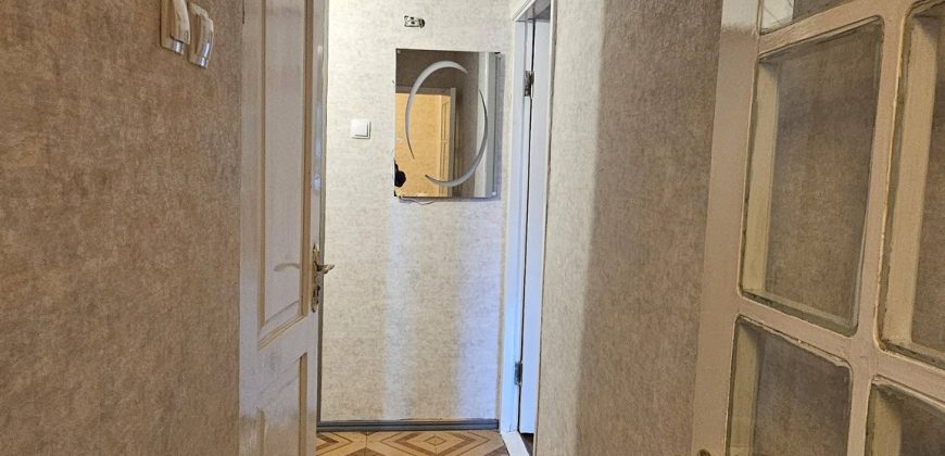 ქირავდება 1 ოთახიანი ბინა გორში, სტალინის გამზირზე