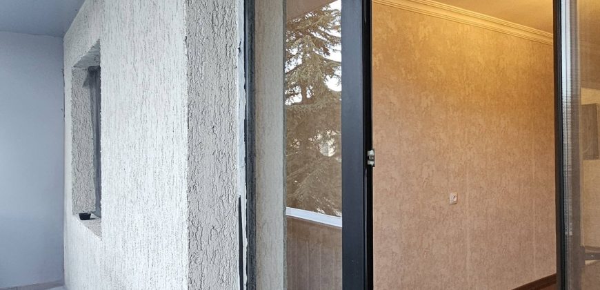 ქირავდება 1 ოთახიანი ბინა გორში, სტალინის გამზირზე