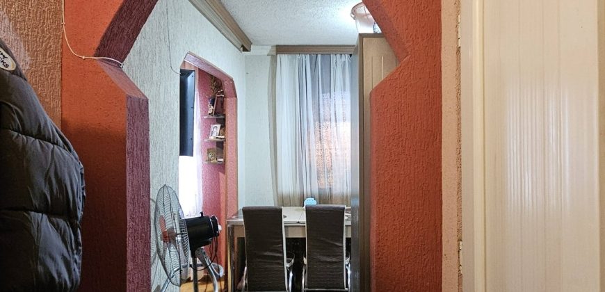 იყიდება 1 ოთახიანი ბინა გორში, კომბინატის დასახლებაში