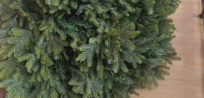 იყიდება 3 ოთახიანახევრიანი ბინა ქ. გორის ცენტრში