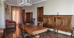 იყიდება 3 ოთახიანი ბინა ქ. გორის ცენტრში