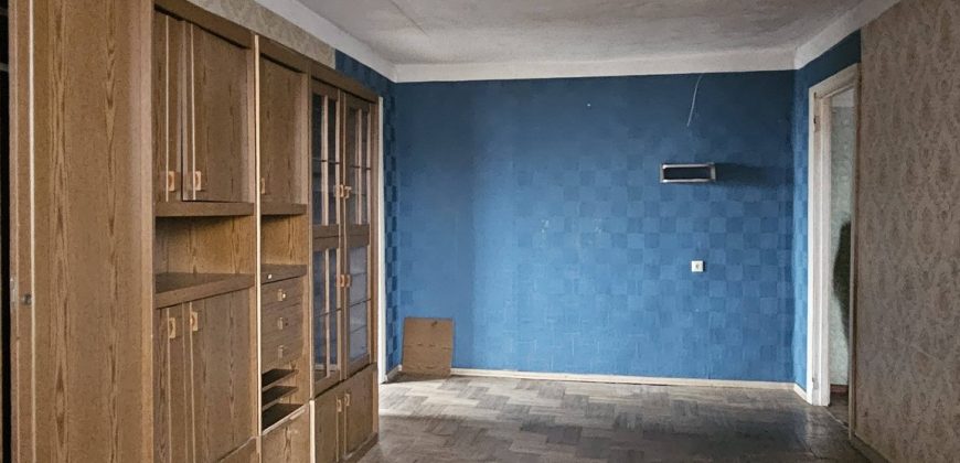 ქირავდება 2 ოთახნახევრიანი გორში, ვერხვების დასახლებაში