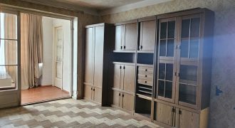 ქირავდება 2 ოთახნახევრიანი გორში, ვერხვების დასახლებაში