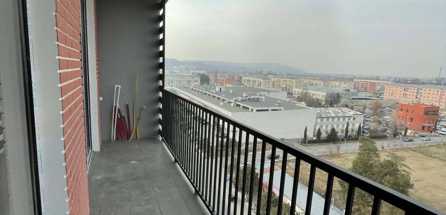 იყიდება 2 ოთახიანი ბინა გორში, წმინდა წყლის დასახლებაში