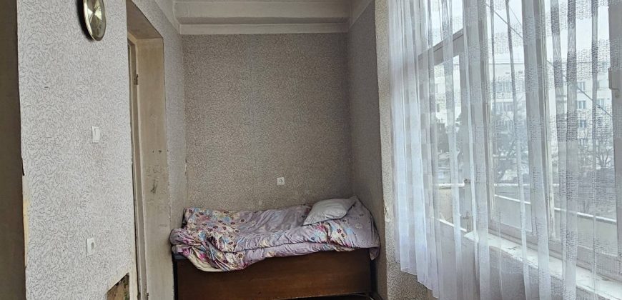 ქირავდება 2 ოთახნახევრიანი გორში, ვერხვების დასახლებაში