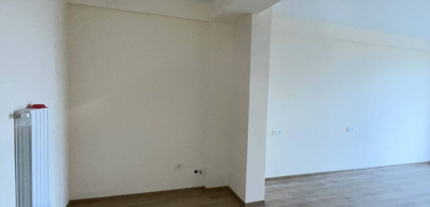 იყიდება 2 ოთახიანი ბინა გორში, წმინდა წყლის დასახლებაში