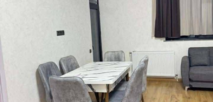 იყიდება 3-ოთახიანი სახლი გორში