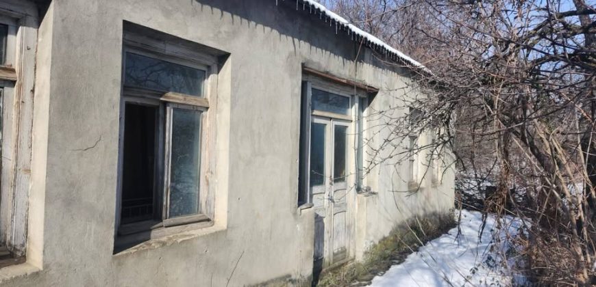 იყიდება სახლი გორში