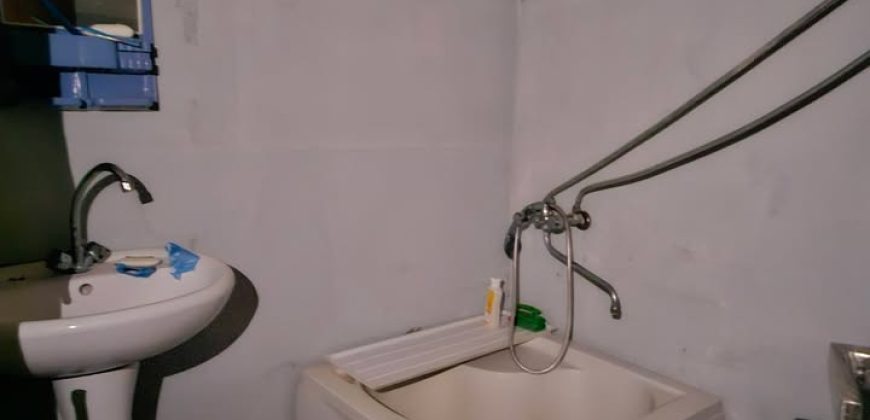 იყიდება 1-ოთახიანი სახლი კომბინატში