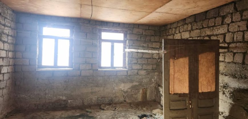 იყიდება სახლი გორში