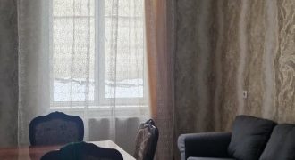 ქირავდება 2-ოთახიანი ბინა გორში