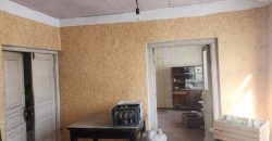 იყიდება სახლი გორში