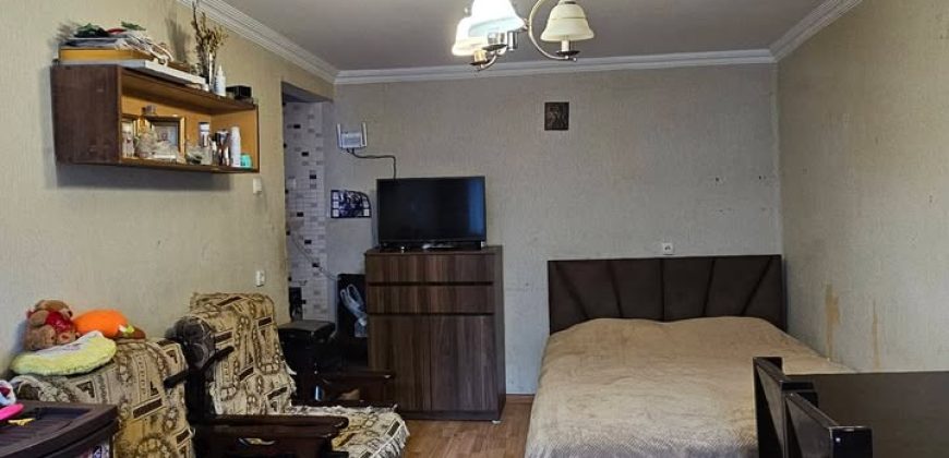 იყიდება 1 ოთახიანი ბინა გორში, კომბინატში