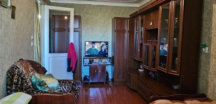 იყიდება 1 ოთახიანი ბინა გორში, კომბინატში