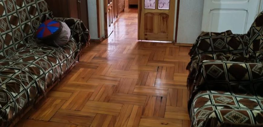 იყიდება 2 ოთახიანი ბინა გორში, კომბინატში