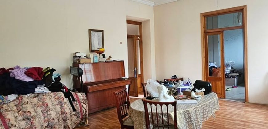 ქირავდება ბინა გორში, ვერხვებზე