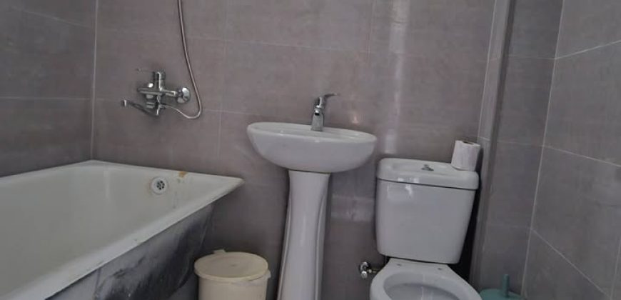 იყიდება 1 ოთახიანი ბინა გორში, ცენტრში