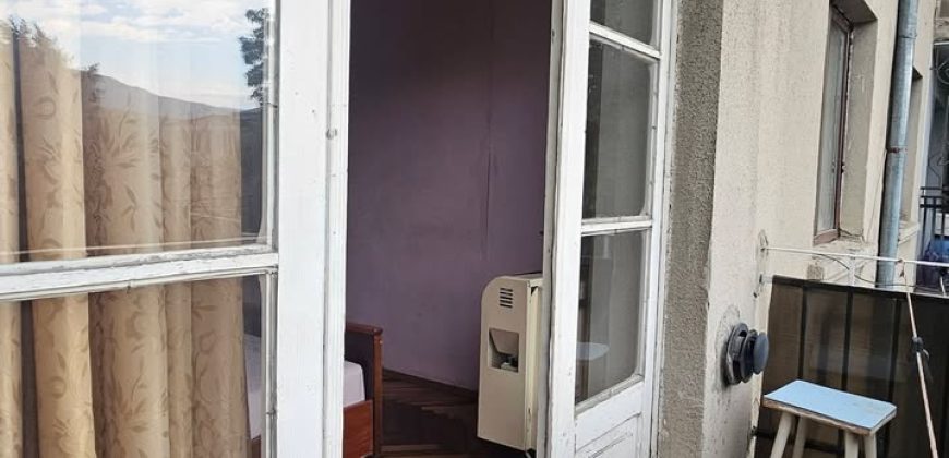 ქირავდება ბინა გორში, ცენტრში