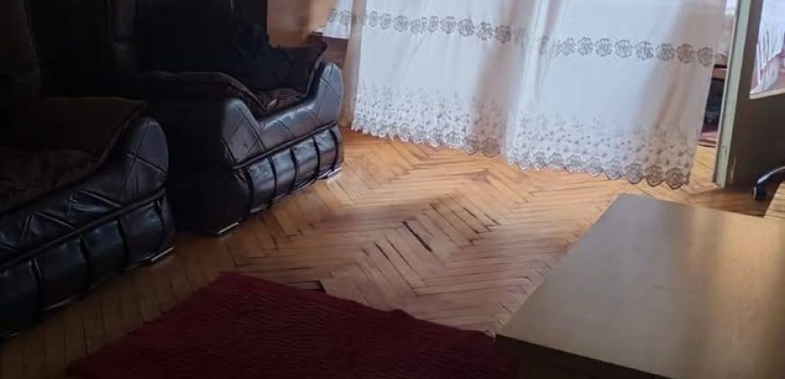 იყიდება 2 ოთახიანი ბინა გორში, კომბინატში