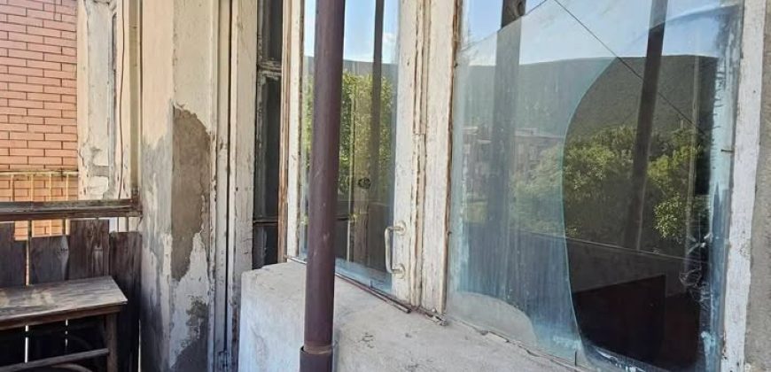 იყიდება 1 ოთახიანი ბინა გორში, ჭალის დასახლებაში
